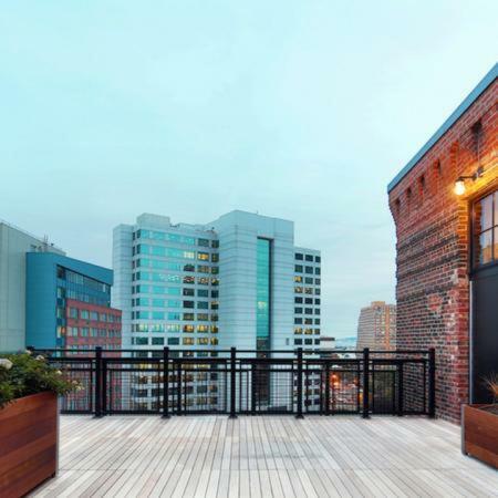 Deedee'S Industrial Lofts Aparthotel Jersey City Exterior photo
